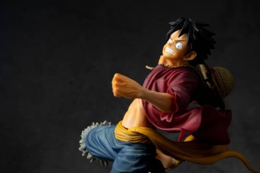 Bangkok, Tayland - 6 Şubat 2020: Maymun D. Luffy 'nin heykeli, Hasır Şapka Luffy olarak da bilinir, bir korsan ve en uzun koşan anime ve manga' nın baş kahramanı, One Piece.