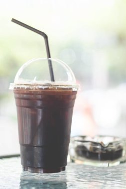 Buz uzun siyah kahve kapatmak