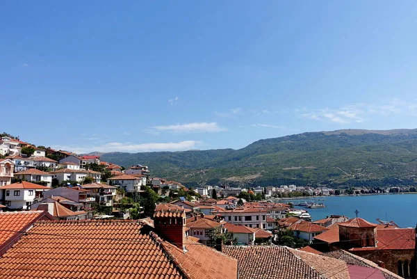 Panorama da cidade velha de Ohrid e Lago Ohrid — Fotografia de Stock