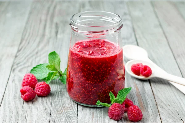 Ev yapımı reçel ahududu ahşap tablo