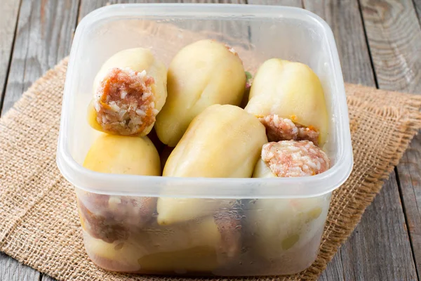 Raw stuffed pepper in a container — Stock Photo, Image