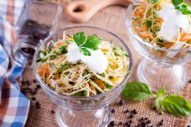 Taze sağlıklı Çiğ beslenme salata