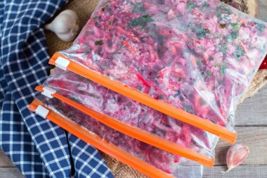 Borsch için malzemeler. Buz gibi. Çorba pişirme