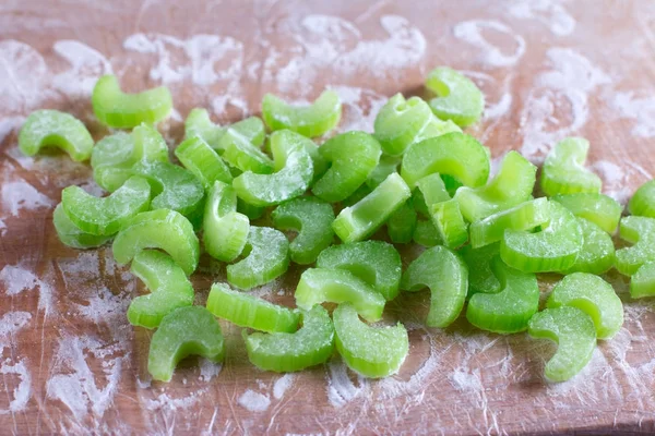 Zmrazené celer dřevěné prkénko — Stock fotografie
