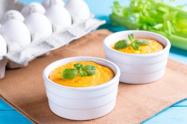 ?arrot sufle ahşap tablo