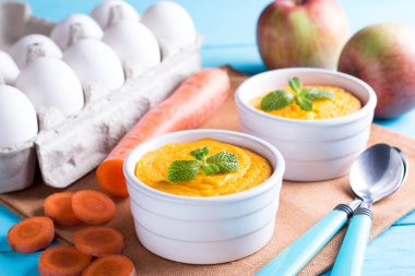 ?arrot sufle elmalı ahşap tablo