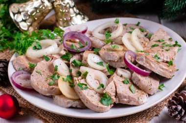 Terbiye edilmiş et, barbekü, yeni yıl atıştırması.