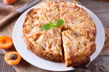 ev yapımı kayısı pasta