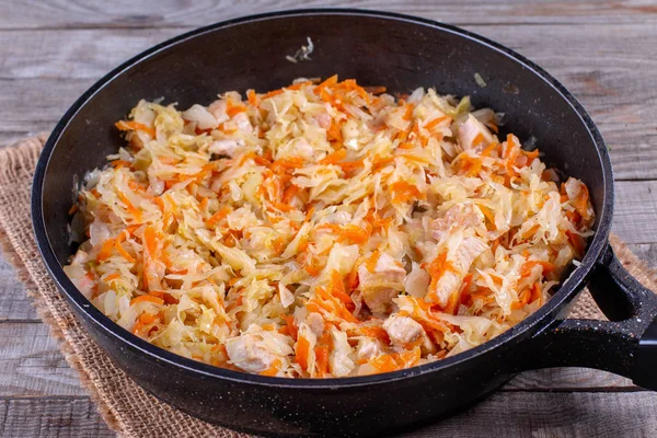 Stewed cabbage in a pan — Stock Photo, Image