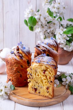 Geleneksel Paskalya pastası yengeci (Kraffin)