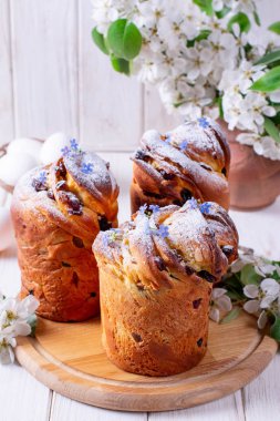 Geleneksel Paskalya pastası yengeci (Kraffin)