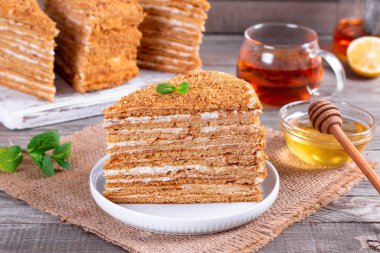 ev yapımı bal pasta