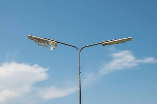 road lamp post