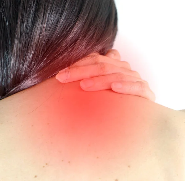 Beyaz arka planda kadın boynu ağrısı — Stok fotoğraf