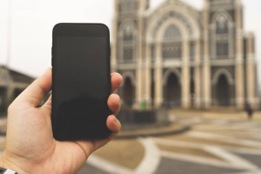 Akıllı telefondan Görüntü arkaplanındaki Boş Ekran