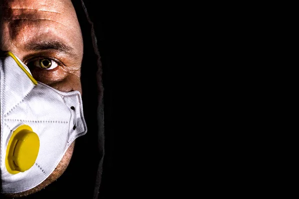 Maschera uomo protezione contro il virus — Foto Stock