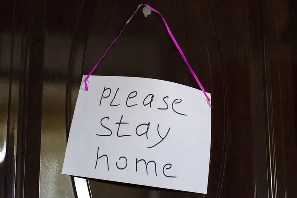 Schild Der Tür Mit Den Worten Bleib Hause — Stockfoto