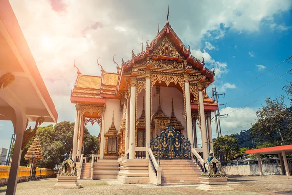 Tempio tailandese. Wat Patong Temple, Suwankeereewong Phuket, Thailandia . — Foto Stock