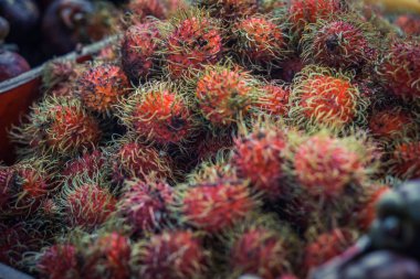 Rambutan taze meyve Market Tayland yığını.