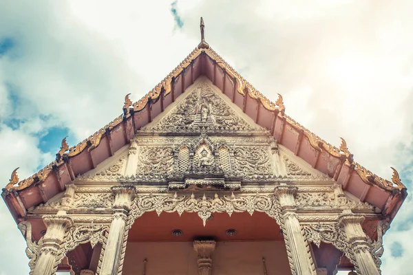 Ταϊλάνδης πρόσοψη του ναού. Wat πάρει Ho ναό, Anuphat Kritdaram Πουκέτ, Ταϊλάνδη. — Φωτογραφία Αρχείου
