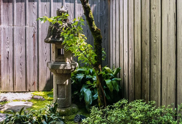 Garten im Highashi Chaya Distrikt — Stockfoto