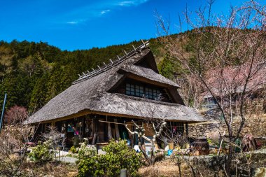 Saiko Iyashino-Sato Nenba antik Japon köyü.