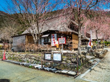 Saiko Iyashino-Sato Nenba antik Japon köyü.