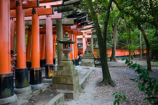 Fushimi-inari taisha shrine — стокове фото