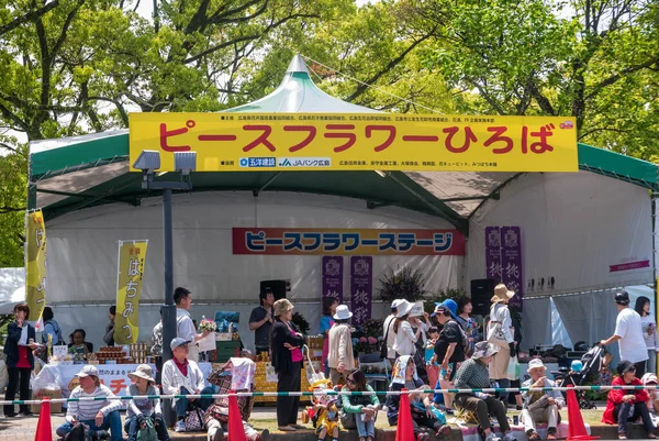 Танцевальный парад Кинсай Йосакои — стоковое фото