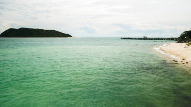 Koh Phangan 'daki Tanga Sala plajı.