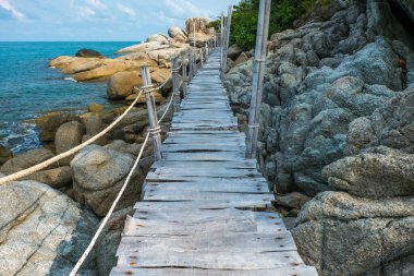 Haad Rin 'de tahta kaldırım, Koh Pha Ngan