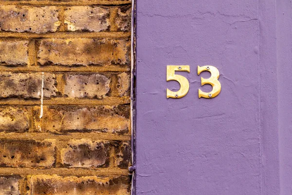 Maison Numéro Sur Mur Violet Londres Angleterre — Photo