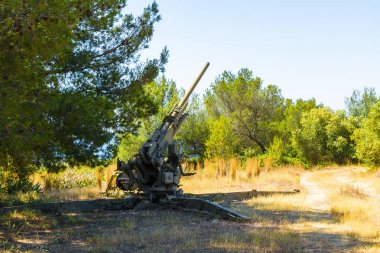 Eski hava savunma silah San Carlos casttle askeri Müzesi, Palma, Mallorca ücretsiz açık sergi