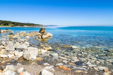güzel pastoral turkuaz suları kıyı