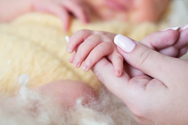 Hand Child Parent Hand — Stock Photo, Image