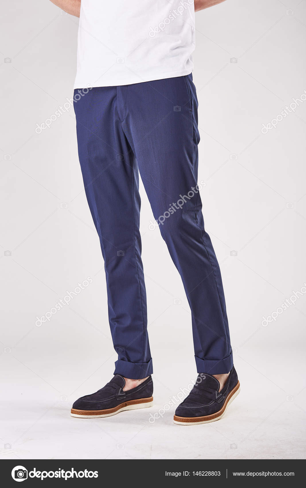 blue pants with black shoes