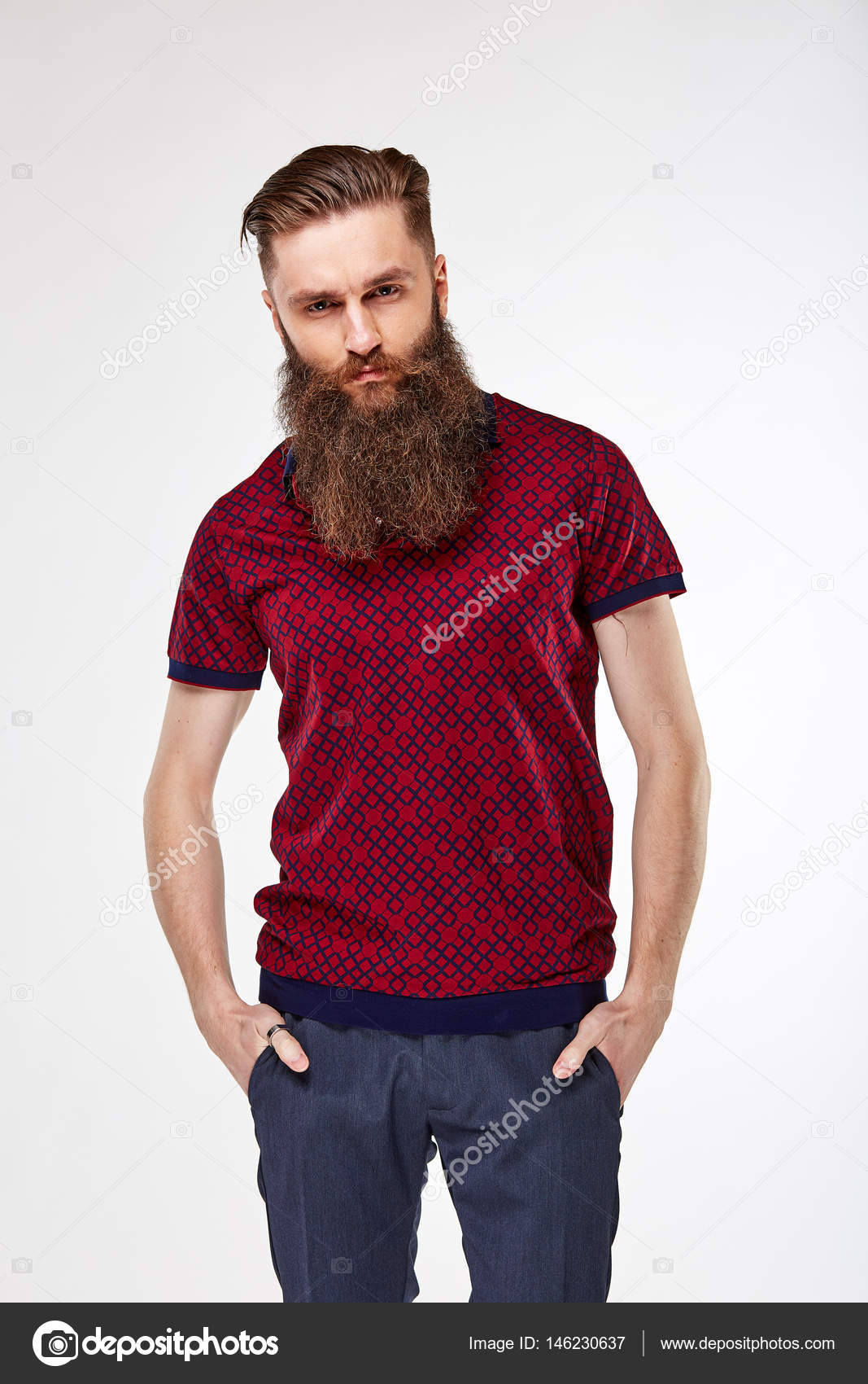 t shirt with blue chinos