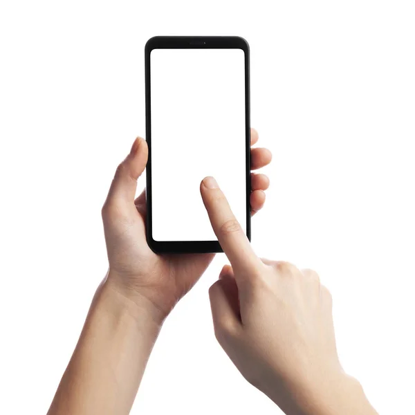 Beyaz arka planda boş ekranlı akıllı telefon tutan kadın. Kadın elleri ekrana dokunuyor, metin için boşluk