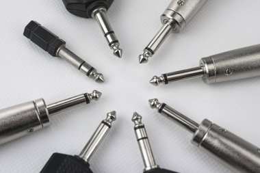 Mono ve stereo jack bağlayıcıları grubu, mini jack çevirici