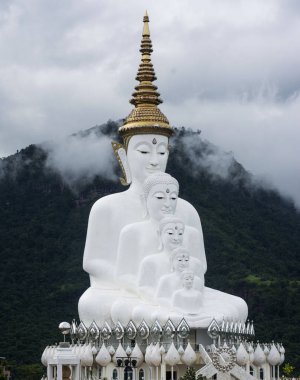 Wat Phra ki Pha oğlu Kaew adlı beyaz Buda 