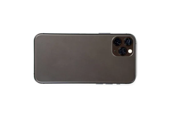 Akıllı telefonda kırık lens, izole edilmiş beyaz arka plan, arka taraf, lens, kamera.