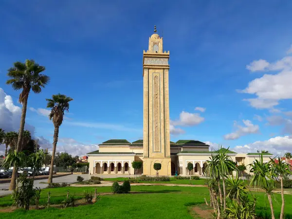 Fas 'ın Oujda kentindeki Muhammed altı camii.