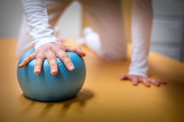 Bir fizyoterapist için rehabilitasyon balosu