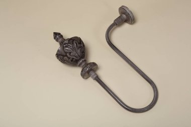 Perdeler için kornişler, iç tasarım