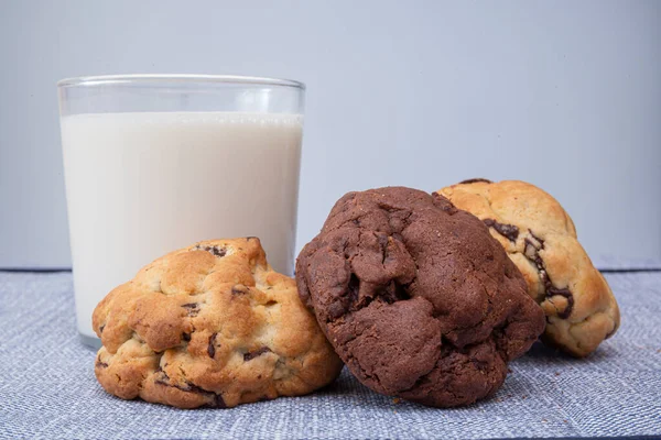 Chocolate Cookies Wooden Table — Stock Photo, Image