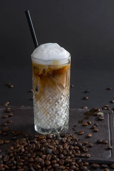 Gelas Kopi Latte Meja Kayu Restoran Dan Kafe — Stok Foto