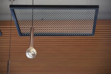 Askıya alınmış tavanın kurulumu