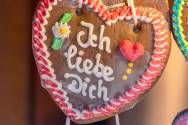 Almanya 'da kalp şeklinde noel kurabiyeleri