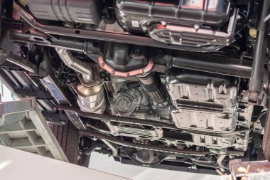 Yeni modern bir arabanın motoru 