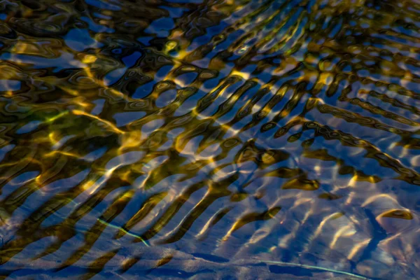 Ondas Sedosas Água Riacho Água Cristalina Como Fundo Natural Idílico — Fotografia de Stock